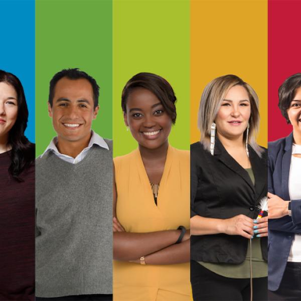 Bannière composée de diverses personnes faisant visiblement partie du milieu de la recherche, posant pour la photo, chacun se trouvant sur un fond de couleur différente.