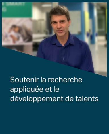 Une carte-image représentant le professeur Eric Renaud à l'intérieur d'un rectangle bleu foncé sur lequel est superposée la phrase "Soutenir la recherche appliquée et le développement de talents" en texte blanc.