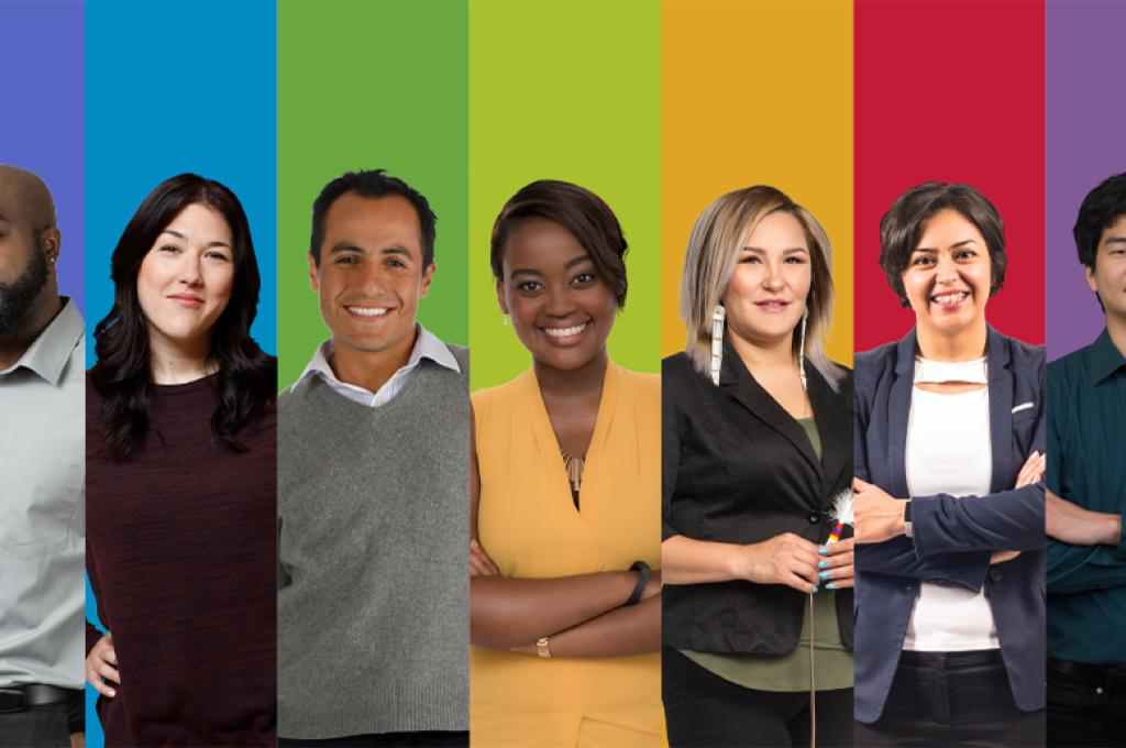 Bannière composée de diverses personnes faisant visiblement partie du milieu de la recherche, posant pour la photo, chacun se trouvant sur un fond de couleur différente.